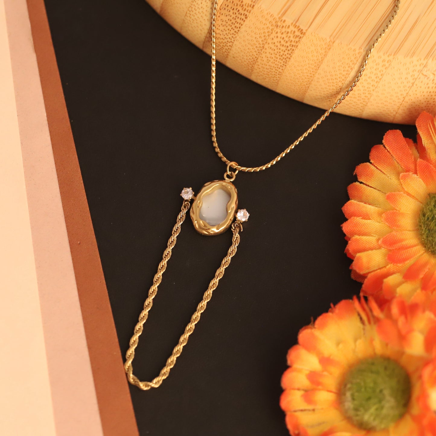 Asymmetrical Mother of Pearl Necklace | Gold Rope Chain Jewelry