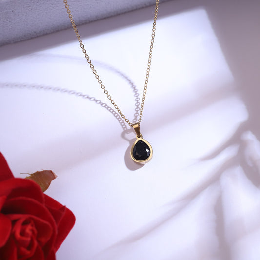 Golden Teardrop Black Stone Necklace Set