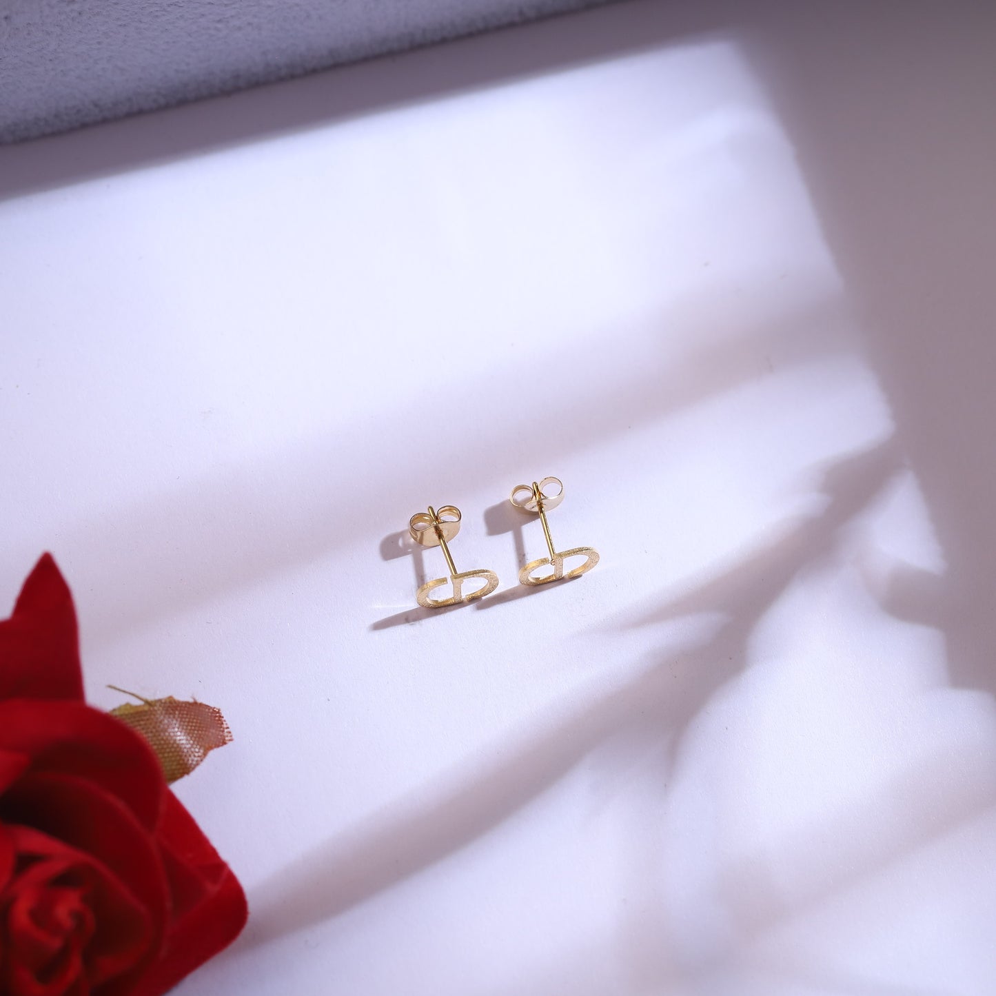 Golden Serpent Chain Necklace & Clover Charm Stud Earrings | Crystal Accent Jewelry Set
