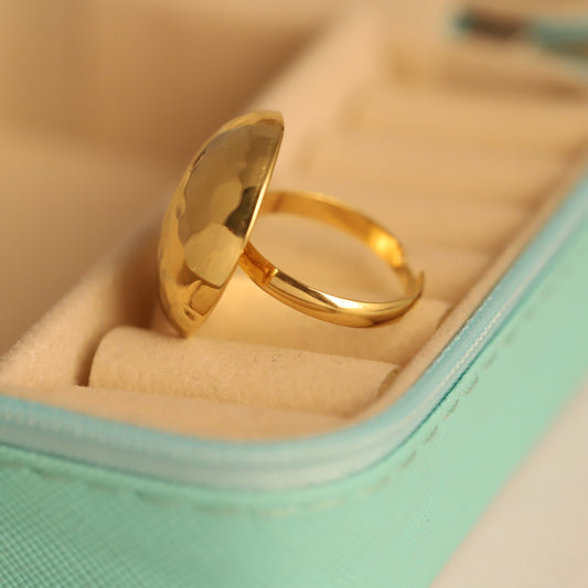 Round Fancy Ring