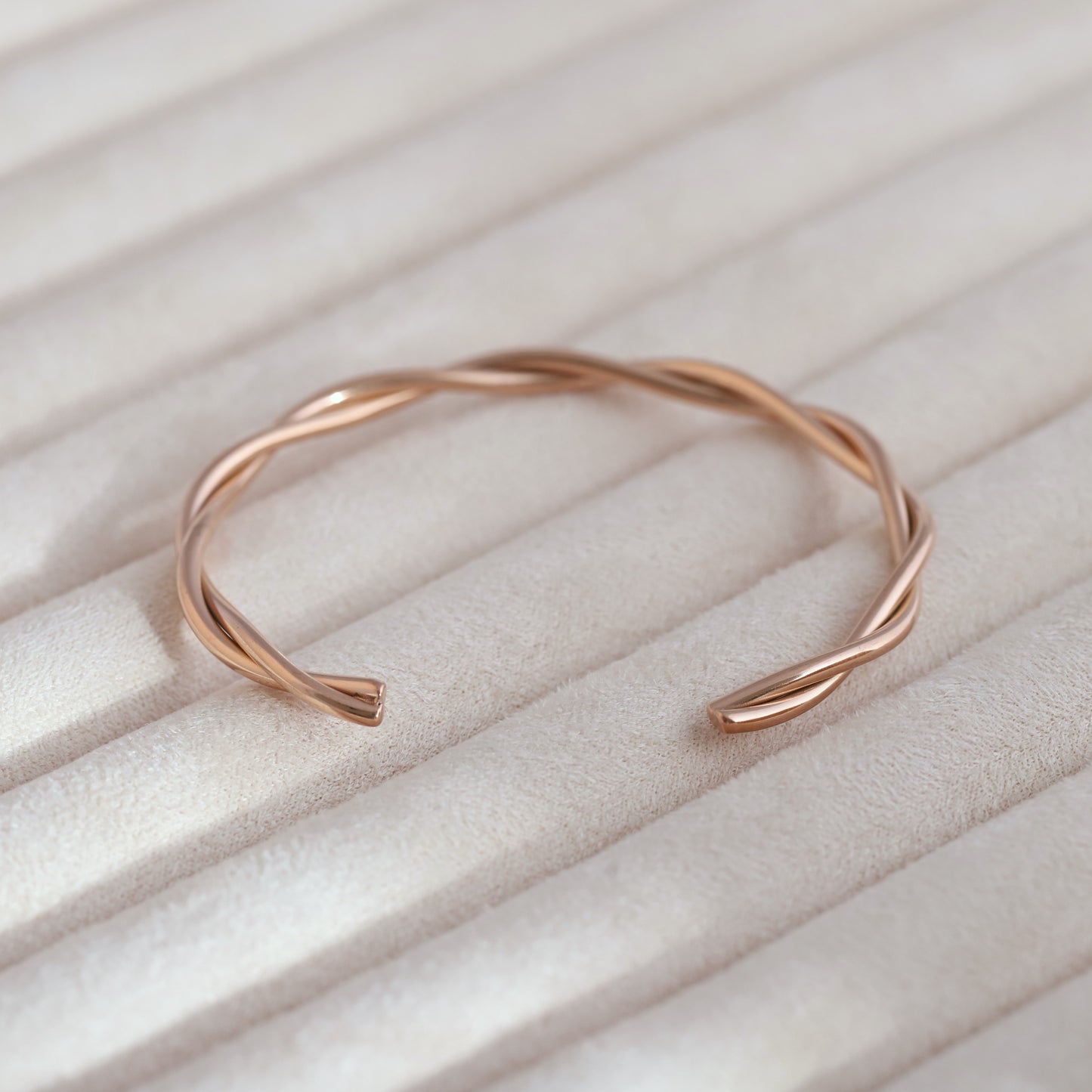 Elegant Rose Gold Plated Bracelet