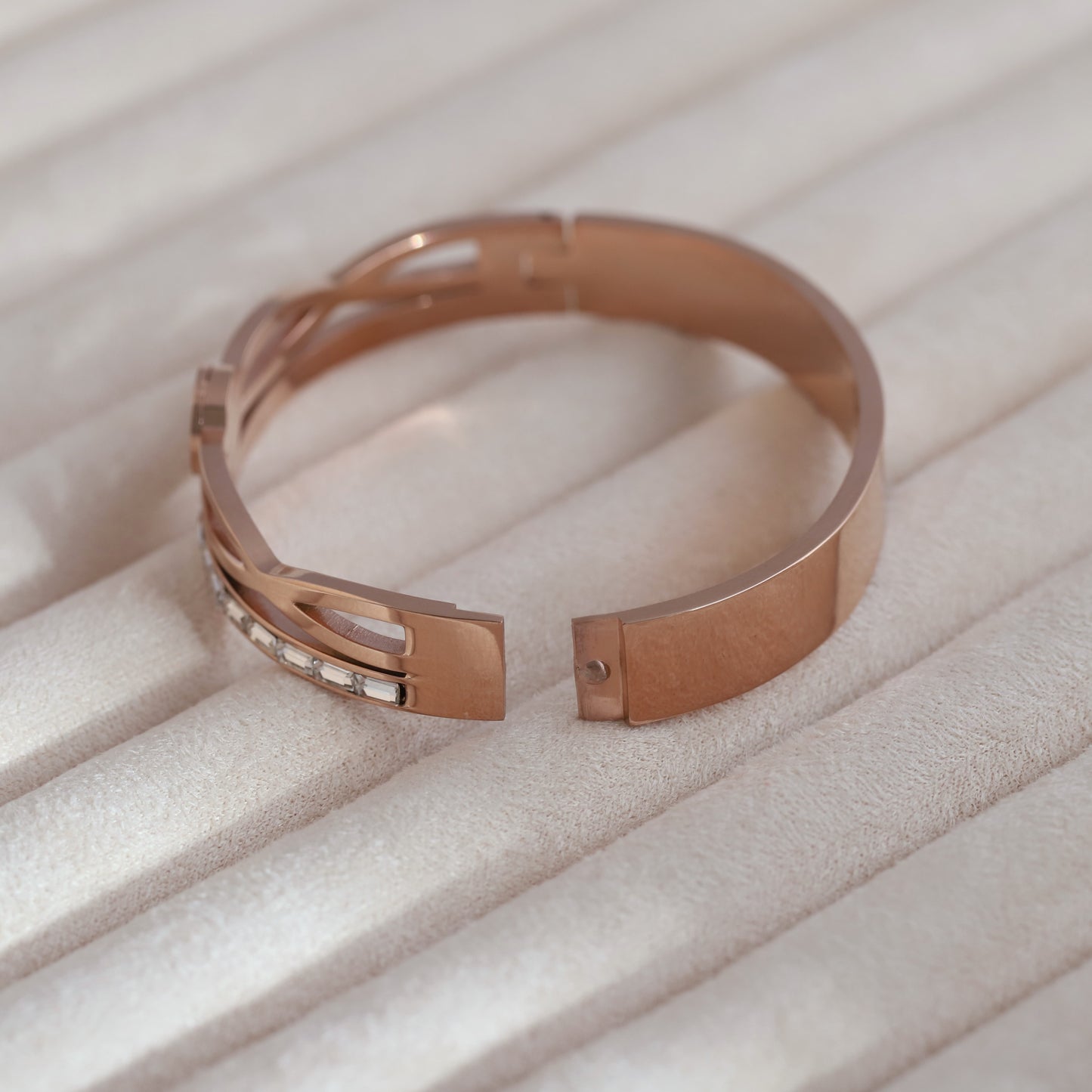 Elegant 18k Rose Gold Plated Bracelet