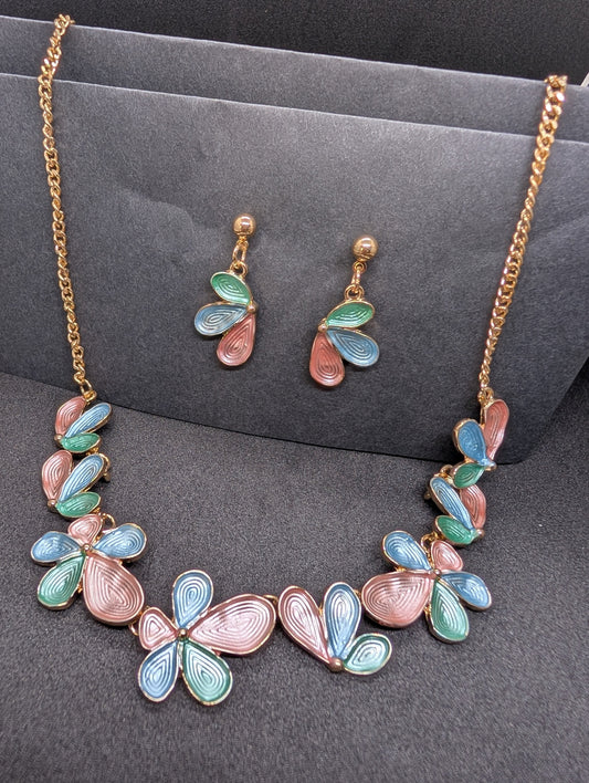 Elegant Pastel Floral Enamel Jewelry Set – Gold-Toned Statement Necklace & Matching Drop Earrings for Women