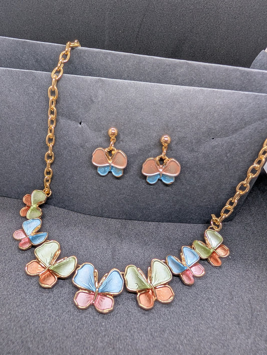 Whimsical Pastel Butterfly Enamel Jewelry Set – Gold-Toned Chunky Chain Necklace & Matching Drop Earrings