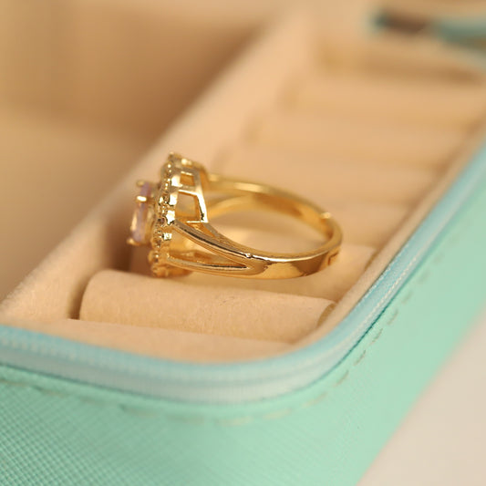 Unique Gold Cluster Ring