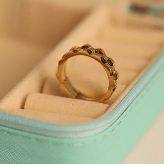 Modern Gold Tone Solid Chain Ring | Waterproof Daily Wear Anti-Tarnish