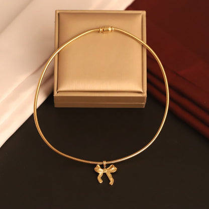 Trending Bow Design Necklace with Magnetic Lock - Unique & Stylish