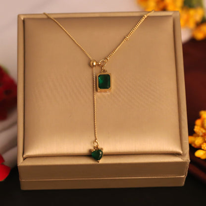Elegant Chain Pendant