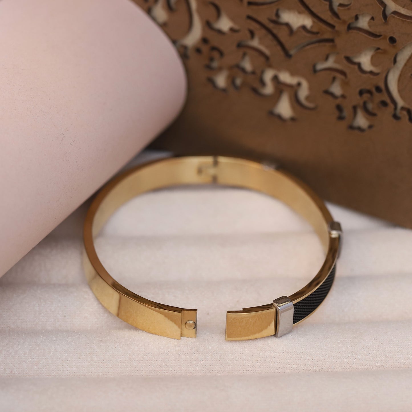 Men's Gold & Black Mesh Bracelet | Two-Tone Stainless Steel Jewelry