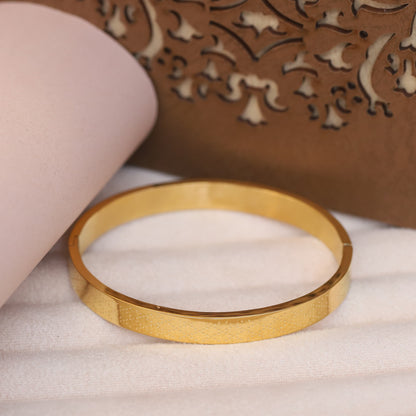 Elegant Men's Gold Bangle | Dotted Texture Solid Design