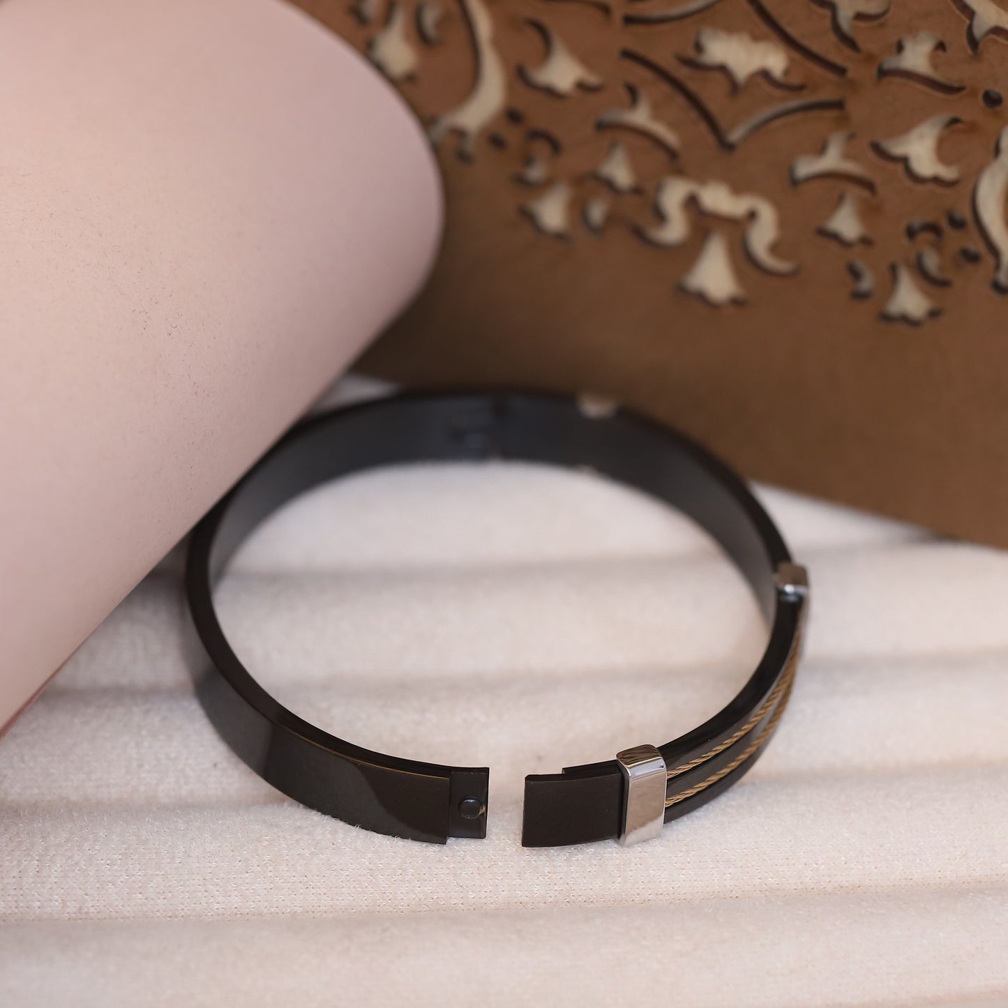 Modern Black and Gold Wire Bracelet - Sleek, Minimalist, and Stylish.