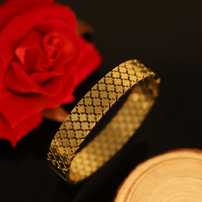 Wide Gold Clover Pattern Bangle - Elegant Openwork Bracelet