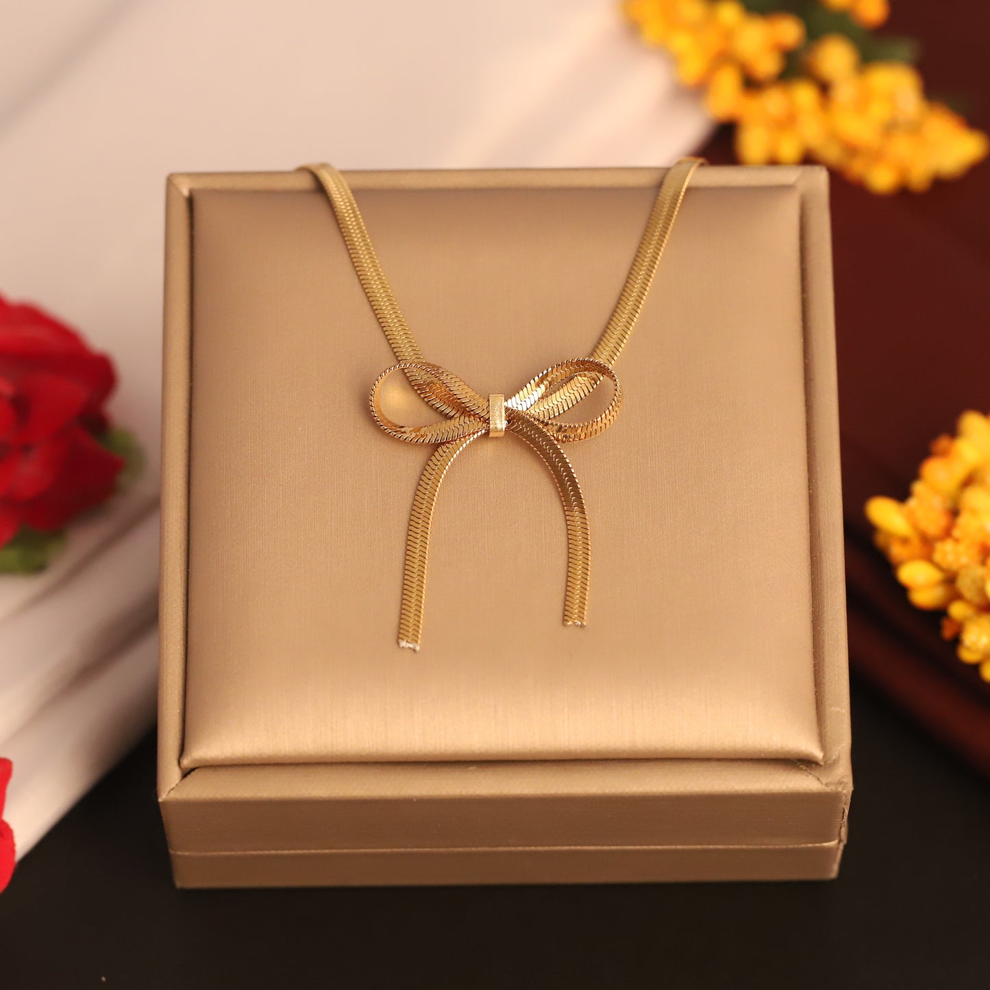 Bow design Pendant