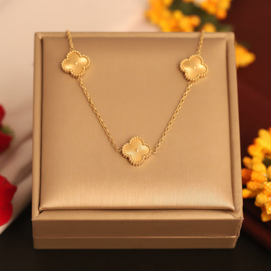 Clover Pendant