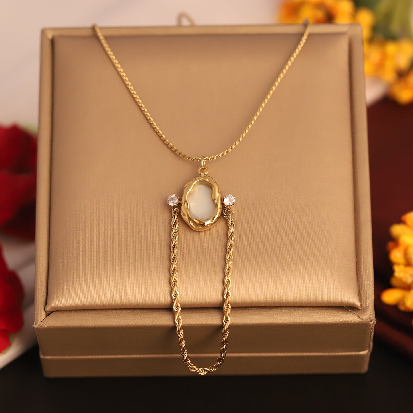 Asymmetrical Mother of Pearl Necklace | Gold Rope Chain Jewelry