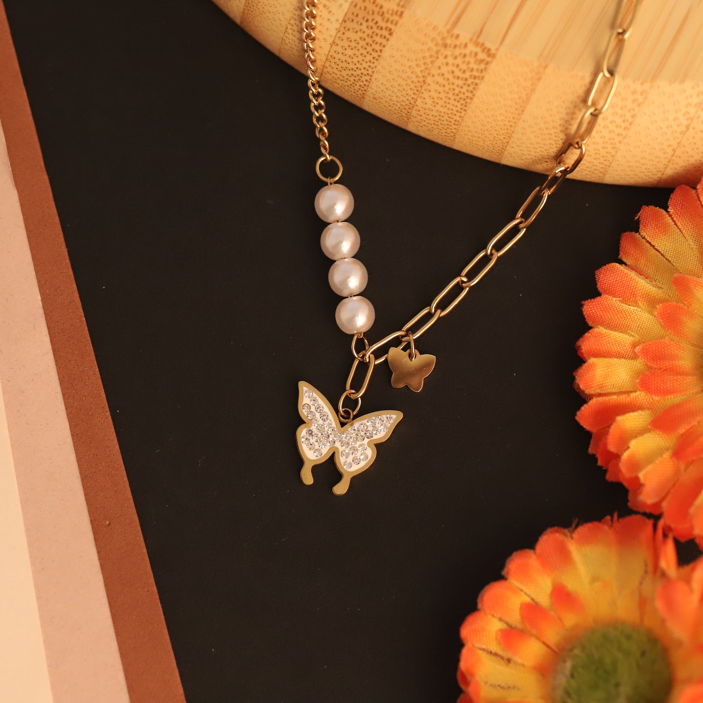 Sparkling Butterfly and Pearl Necklace - Gold Plated Statement Jewelry