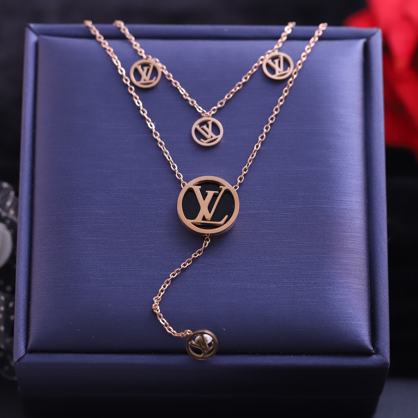 Layered Rose Gold LV Necklace - Fashion Logo Pendant Jewelry