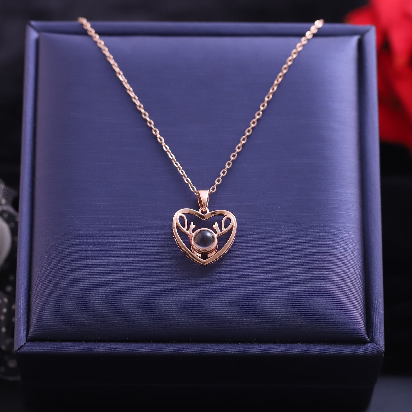 Rose Gold Reindeer Heart Projection Necklace - "I Love You" in 100 Languages