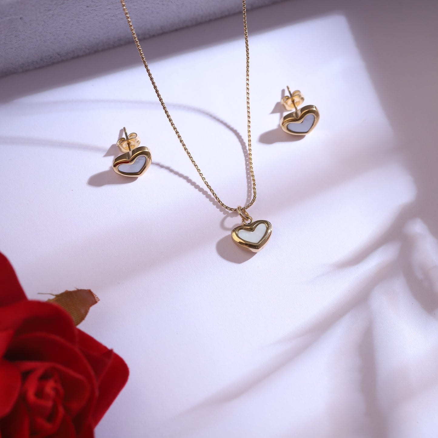 Sweet Gold Heart Charm Necklace & Earring Set