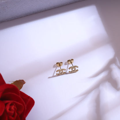 Golden Double C Charm Necklace Set