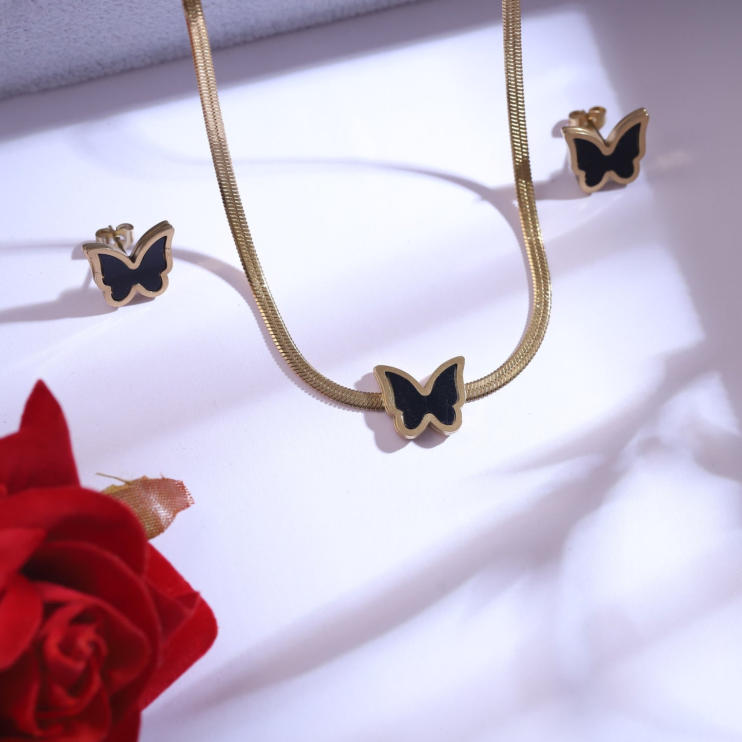 Elegant Butterfly Jewelry Set - Gold Necklace & Earrings