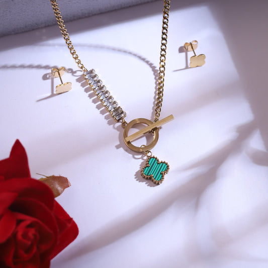 Golden Toggle Clasp Necklace with Green Clover & Crystal Bar | Modern Chic Jewelry Set