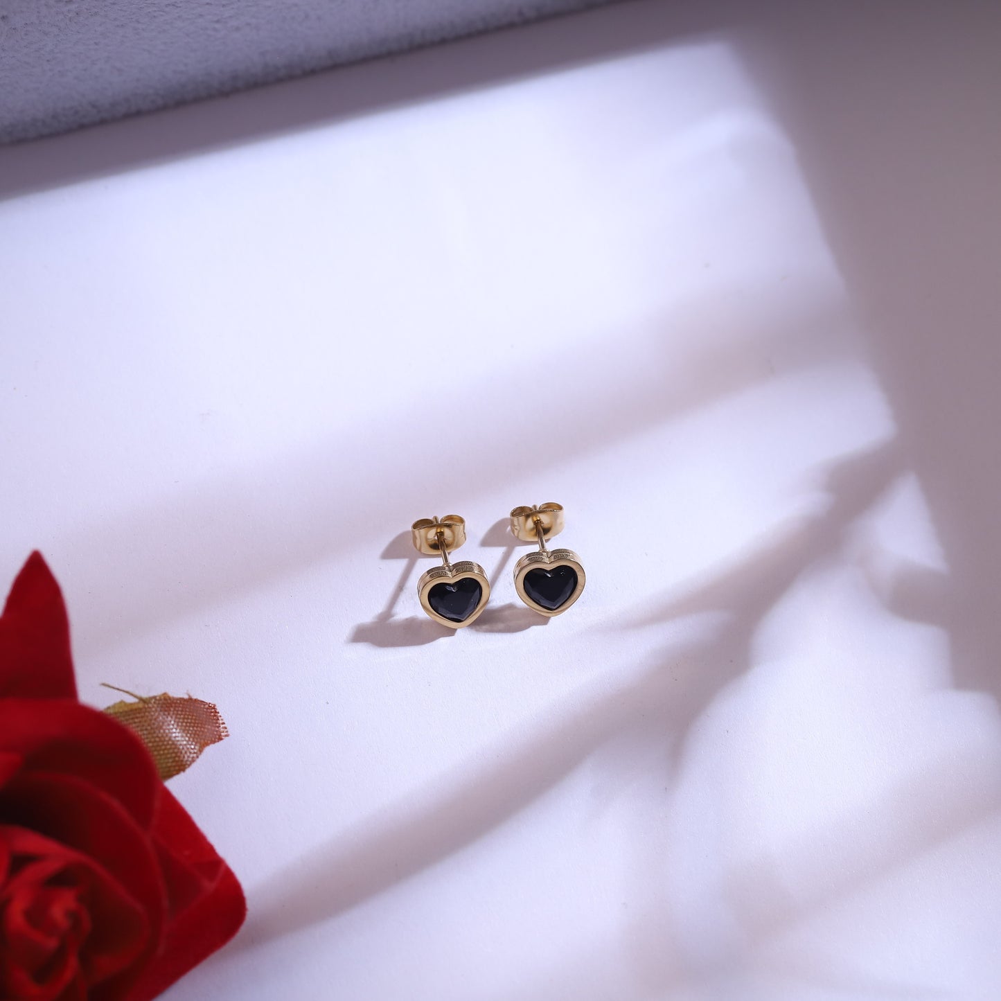 Elegant Black Heart Gold-Tone Jewelry Set | Love Pendant Necklace & Heart Stud Earrings