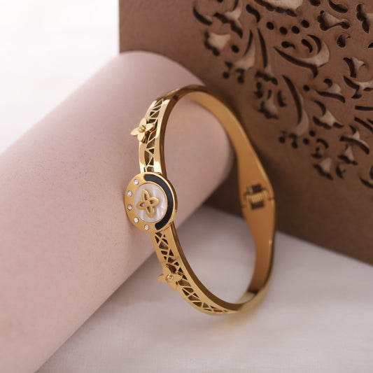 Golden Kada Bracelet