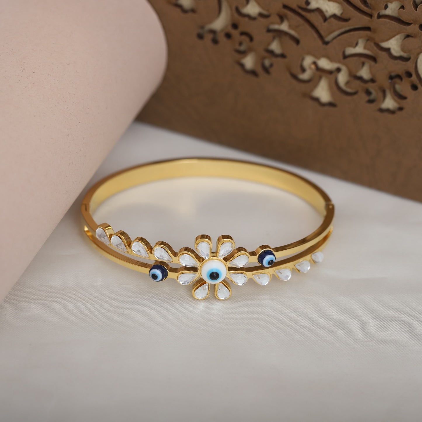 Elegant Rose Gold Plated Evil Eye Bracelet with Classic Stone