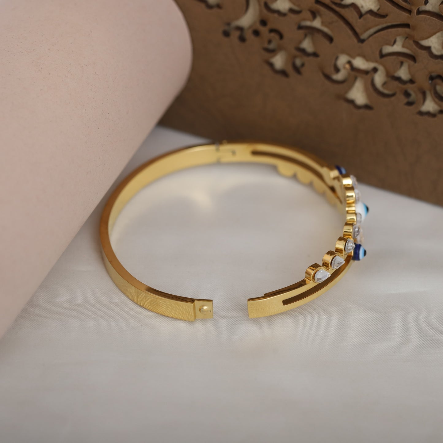 Elegant Rose Gold Plated Evil Eye Bracelet with Classic Stone