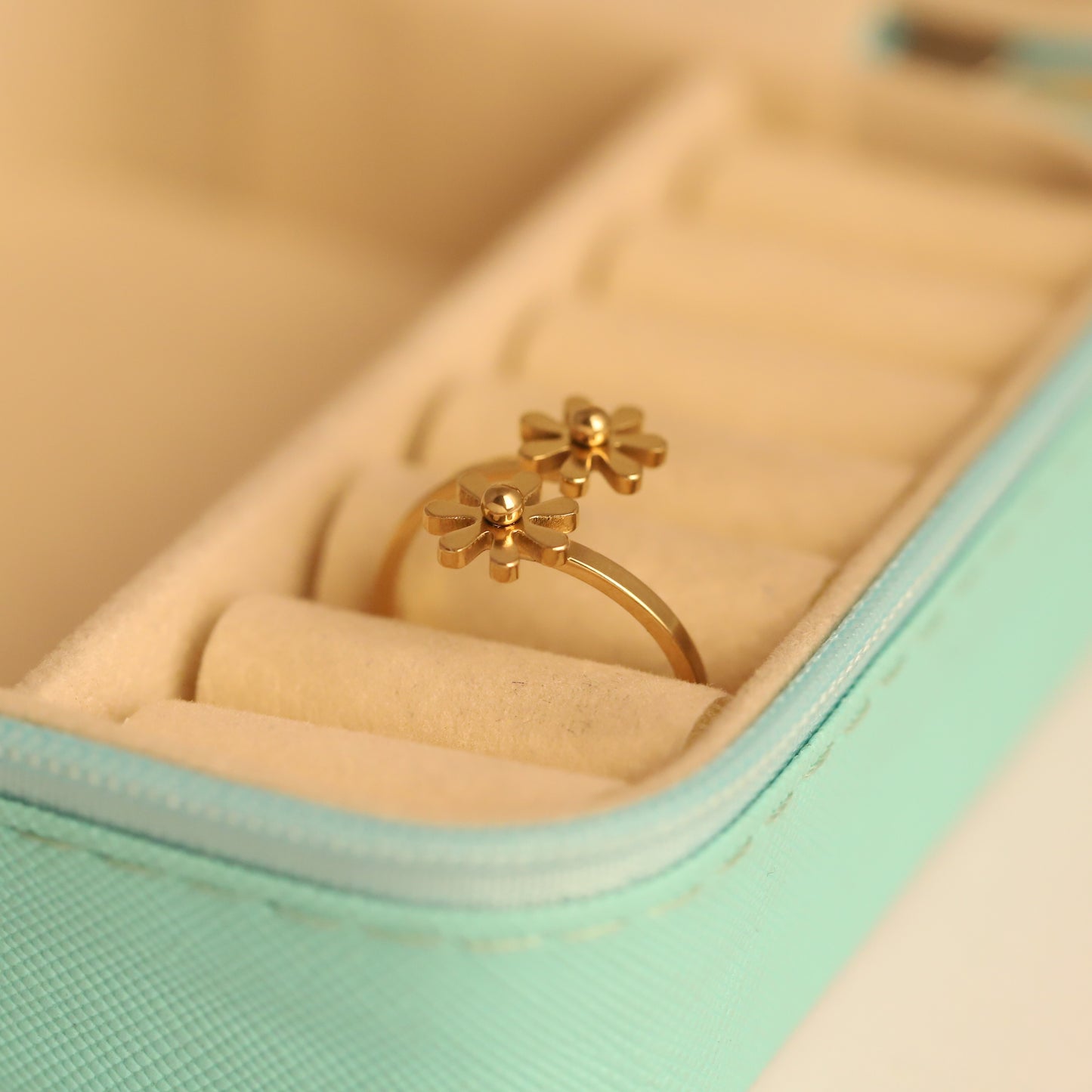 Dainty Gold Daisy Flower Ring - Adjustable Floral Jewelry