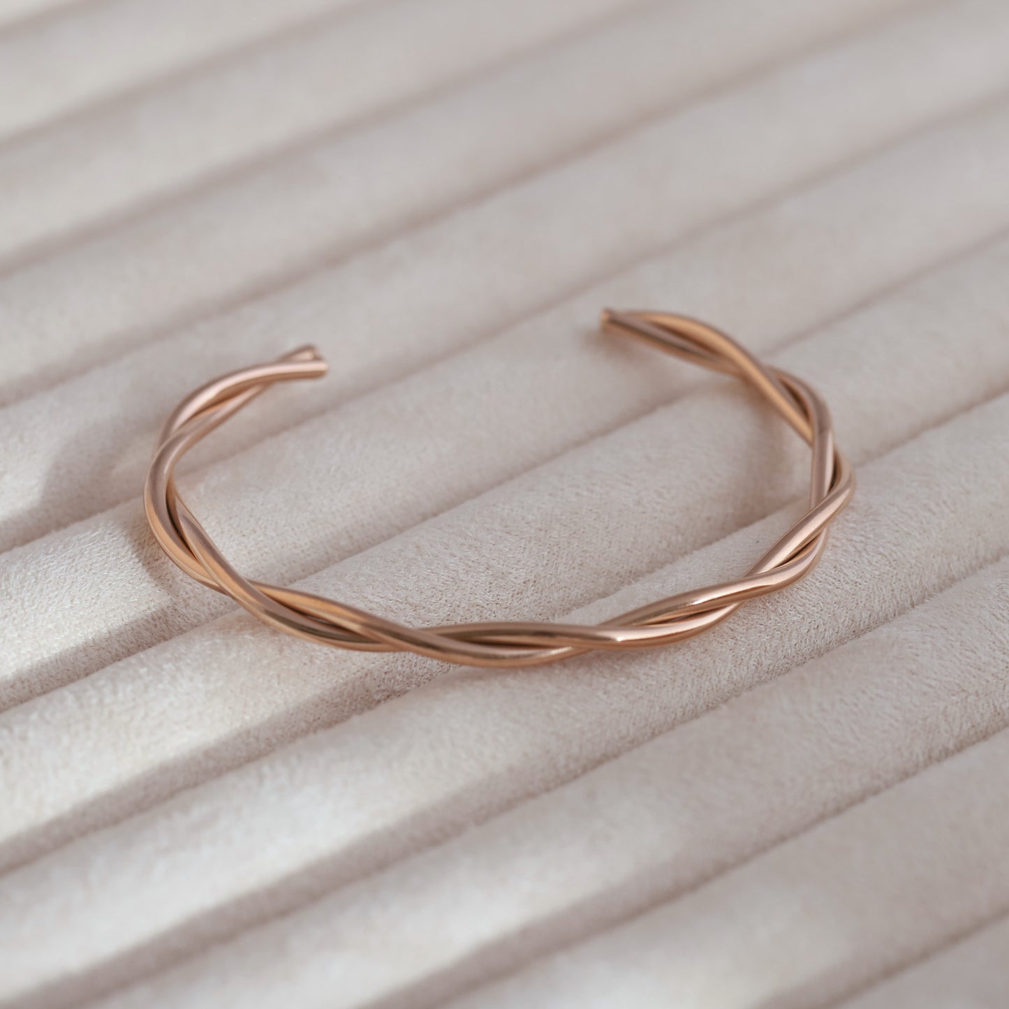 Elegant Rose Gold Plated Bracelet