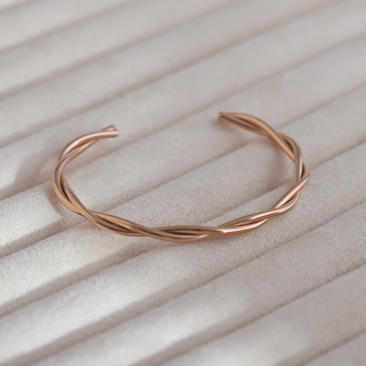 Elegant Rose Gold Plated Bracelet