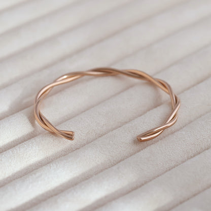 Elegant Rose Gold Plated Bracelet