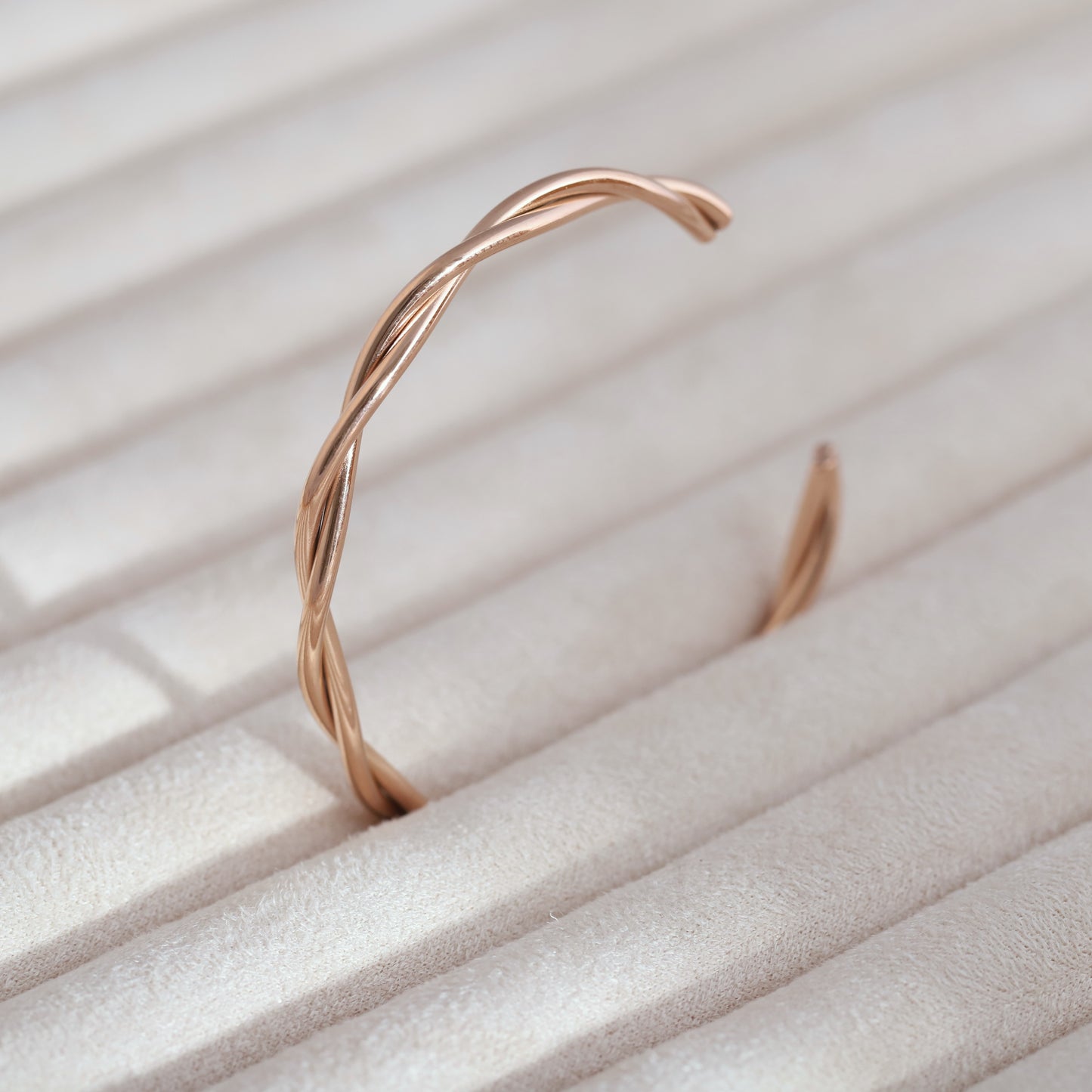 Elegant Rose Gold Plated Bracelet