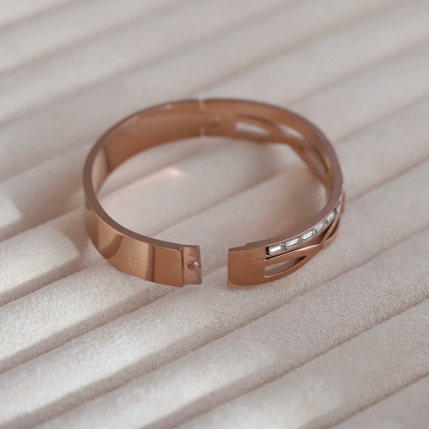 Elegant 18k Rose Gold Plated Bracelet