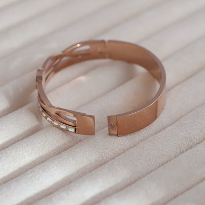 Elegant 18k Rose Gold Plated Bracelet
