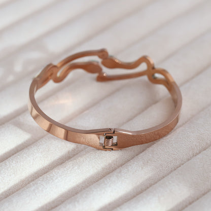 Elegant Rose Gold Plated Snake Design Bracelet