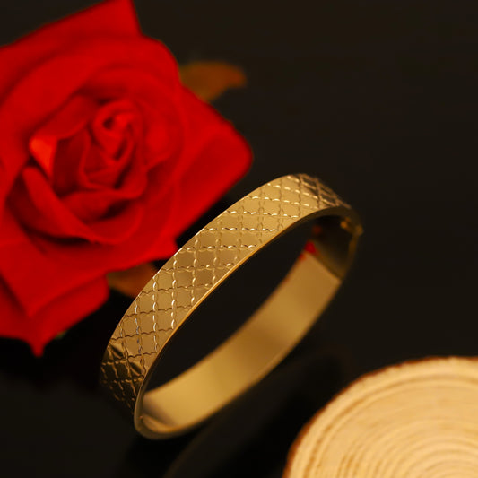 Gold Lattice Design Bangle Bracelet - Textured & Polished 14K Gold Jewelry