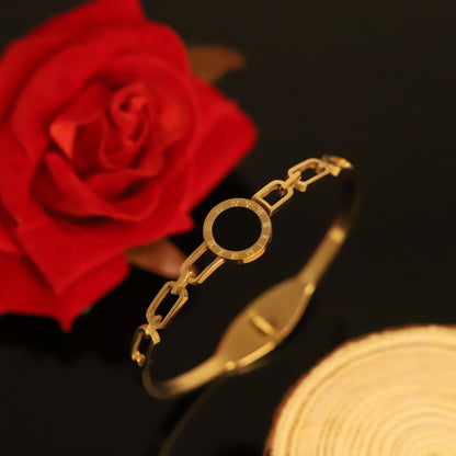 Gold Roman Numeral Chain Bracelet | Classic Design Bangle