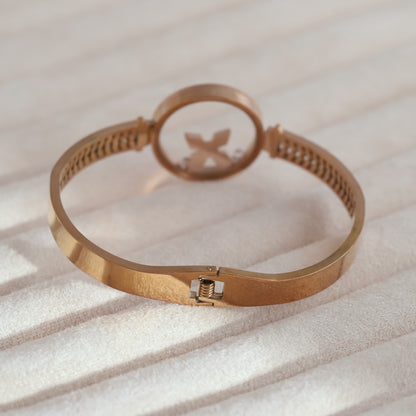 Elegant Rose Gold Plated Resin Art Bracelet