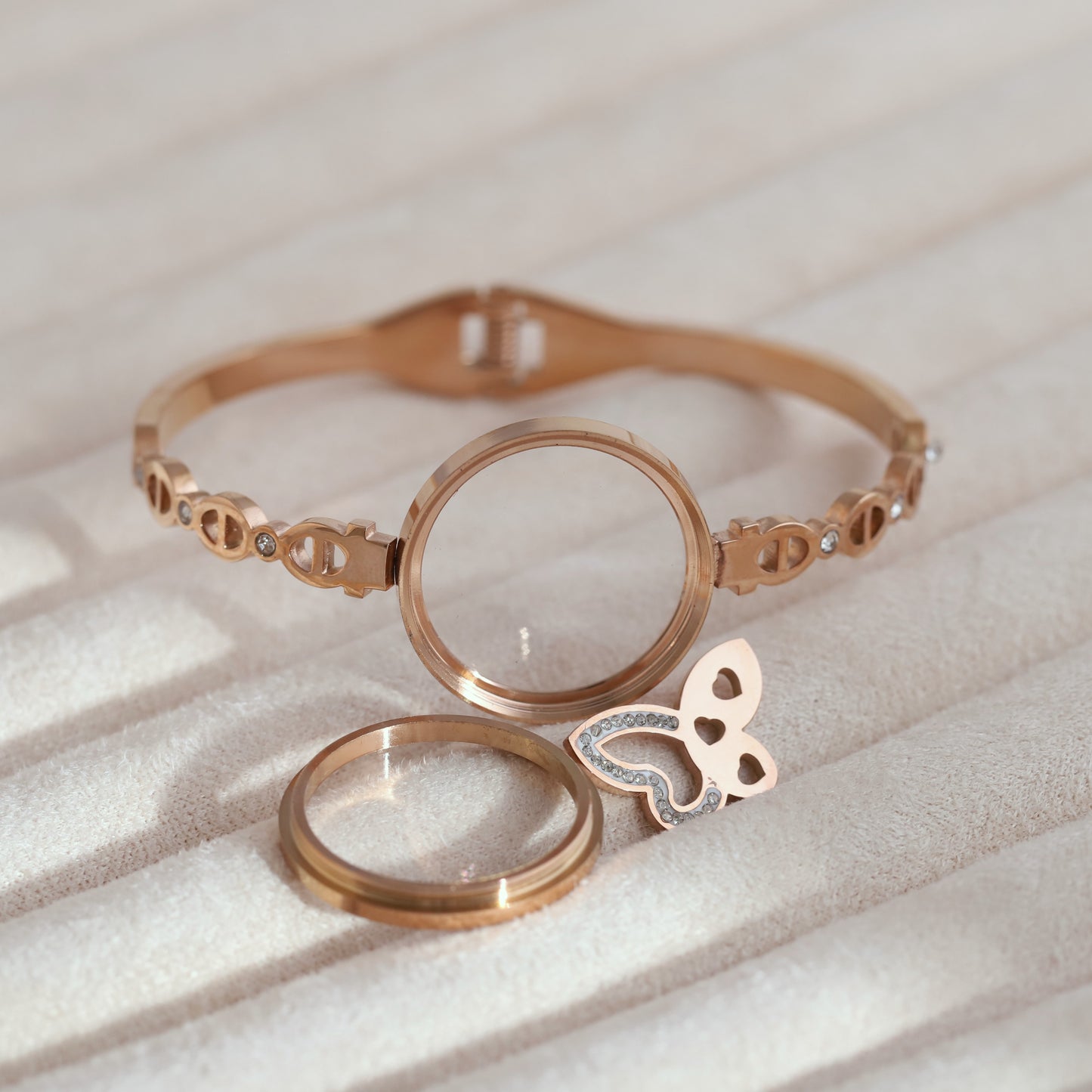 Elegant 18k Rose Gold Plated Resin Art Bracelet