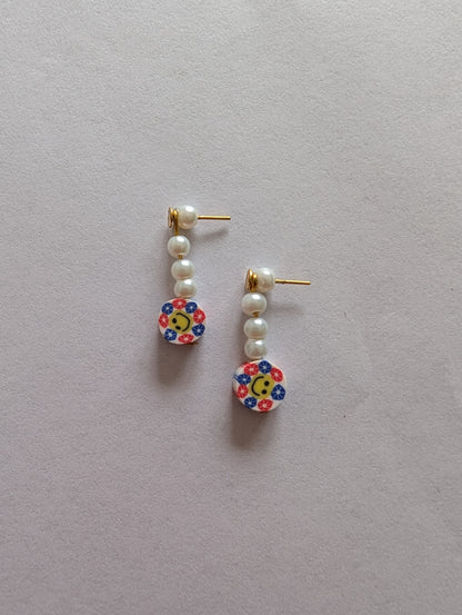 Smiley Pearl Earrings
