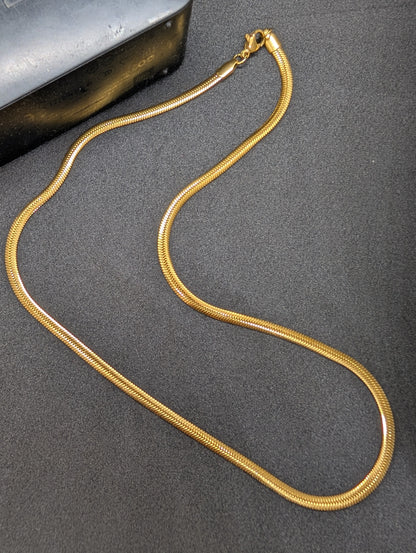 Luxury Men's Gold Herringbone Chain Necklace