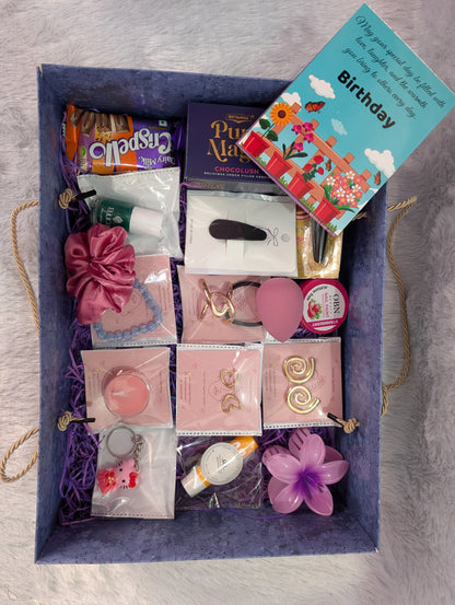 19 Gifts Birthday hamper for her