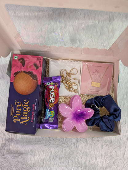 Pretty Gift Hamper for Her