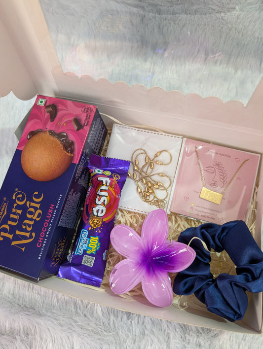 Pretty Gift Hamper for Her