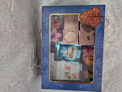 The Luxe Glam Box (Gift Hamper)