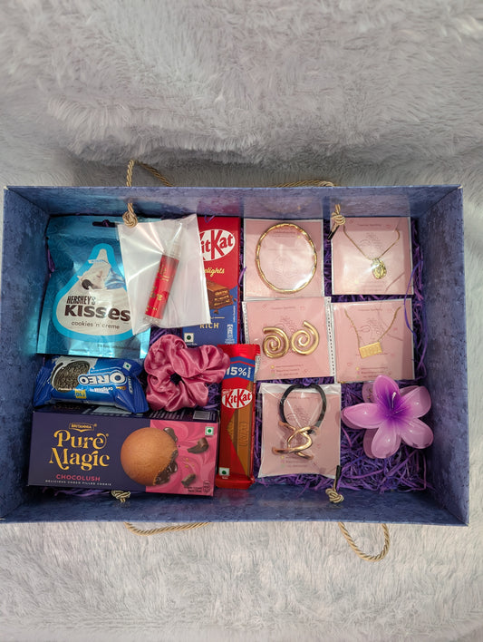 Shine & Sweet Hamper for her