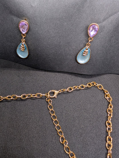 Vintage-Inspired Pastel Enamel Bee Necklace & Earring Set | Gold-Toned Teardrop Statement Jewelry for Women | Whimsical Nature-Themed Gift